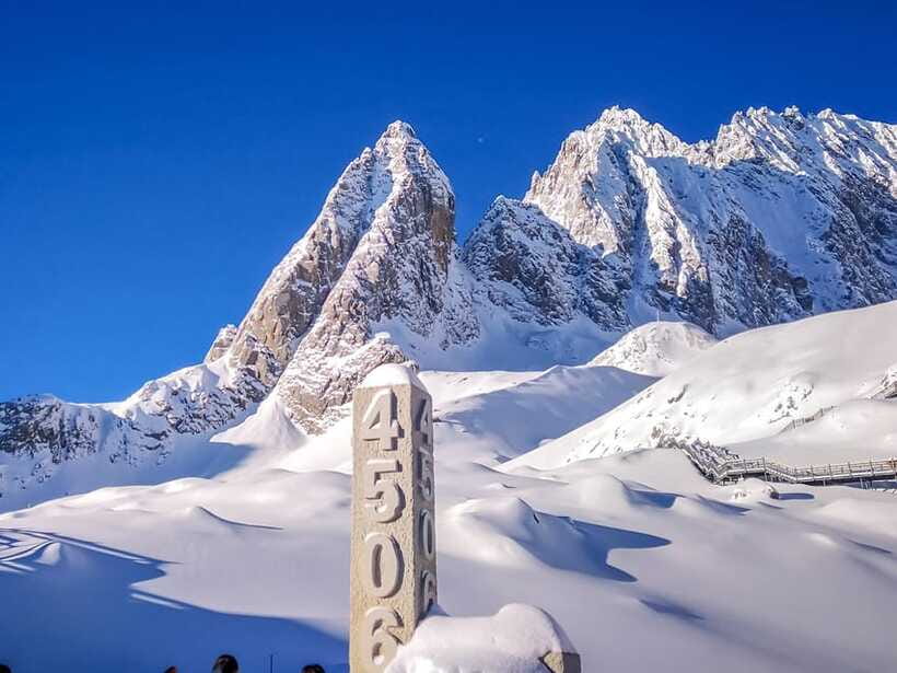 Lijiang: Jade Dragon Snow Mountain and Blue Moon Valley Tour - What makes Blue Moon Valley different