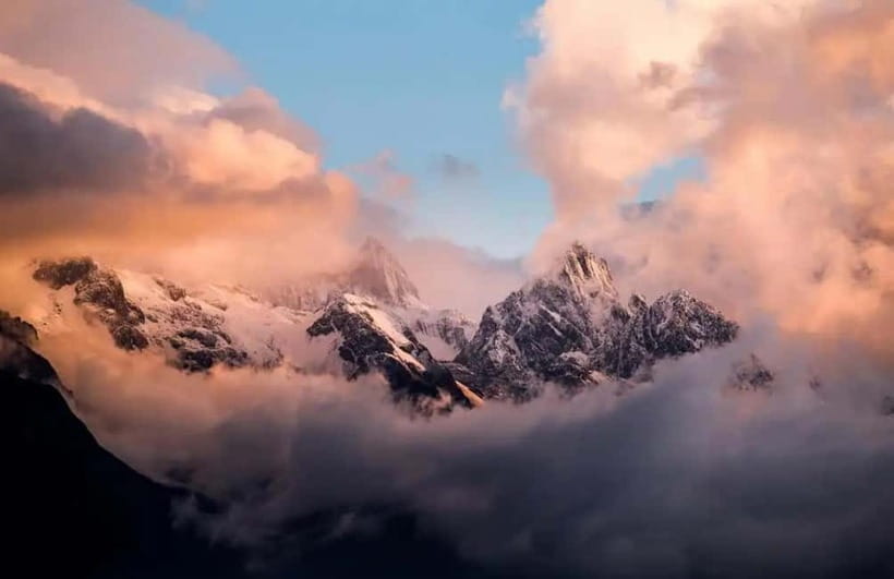 Lijiang: Jade Dragon Snow Mountain for Foreign Tourists - The early pickup and golden sunrise