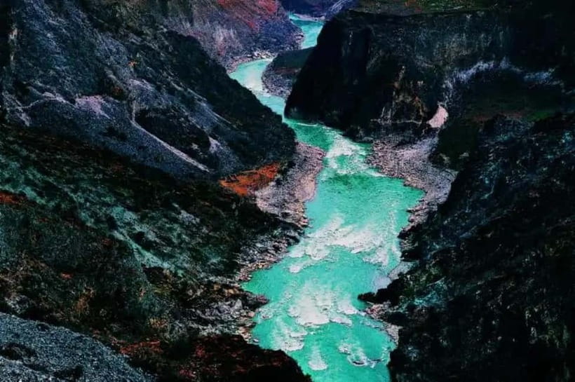 Lijiang to Shangri-La HuXiang Road Private Scenic Tour - Haba Village and the Naxi culture