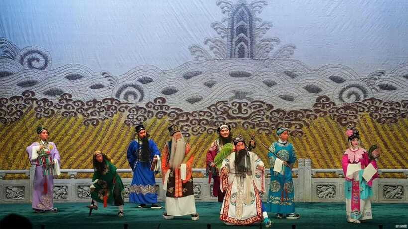 Liyuan Theater Beijing Opera Show Tickets - Who will enjoy Liyuan Theater most?