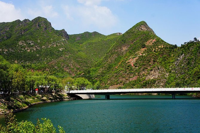 Longqing Gorge Self-Guide Trip with Private English Speaking Driver - The Two-Hour Drive from Beijing