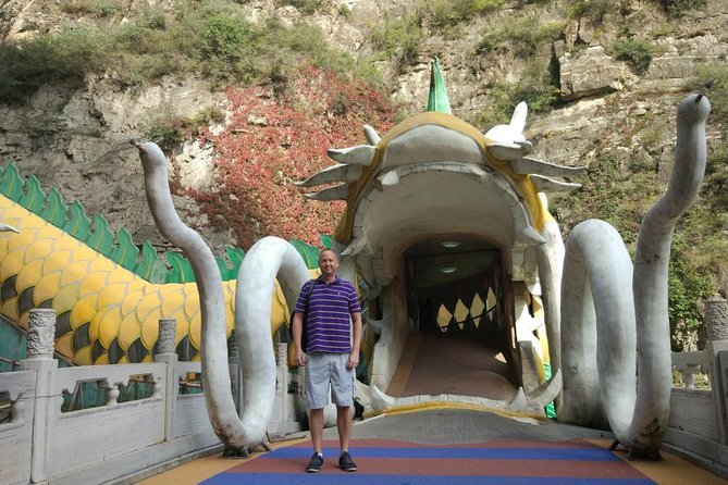 Longqingxia Gorge Cruise and Guyaju Cave Dwellings Private Day Tour - Be ready for steep walking at Guyaju