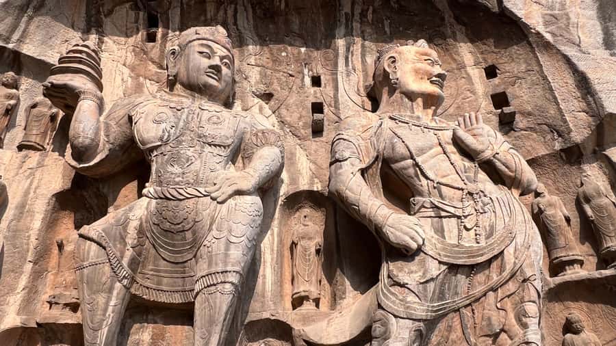 Luoyang: Day tour from Xian or LuoYang with tickets options - Key points before you book