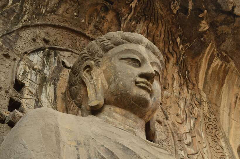 Luoyang: Longmen Grottoes Optional Tours or Tickets Only - Key points at a glance