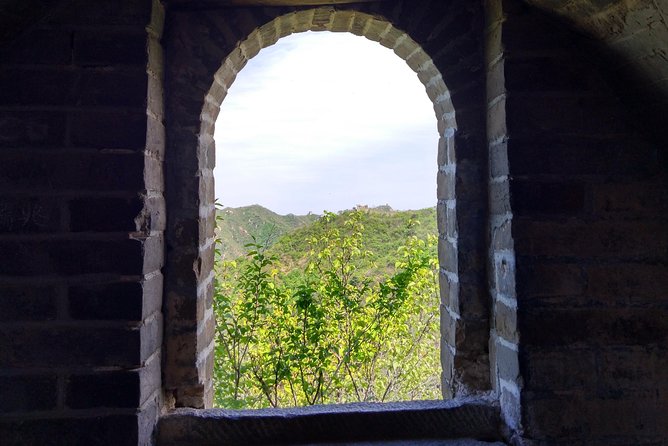 Mini Group: Half-Day Great Wall at Mutianyu Hiking Tour - Why Mutianyu works well for a half-day visit