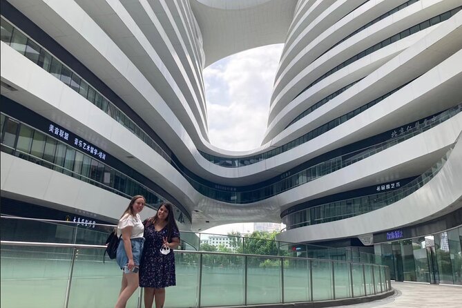 Modern Beijing Discovery by Bike - Galaxy SOHO, a courtyard idea rebuilt for the present