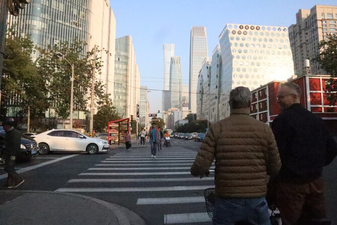 Modern Beijing Discovery by Bike - Jianwai SOHO and the business district