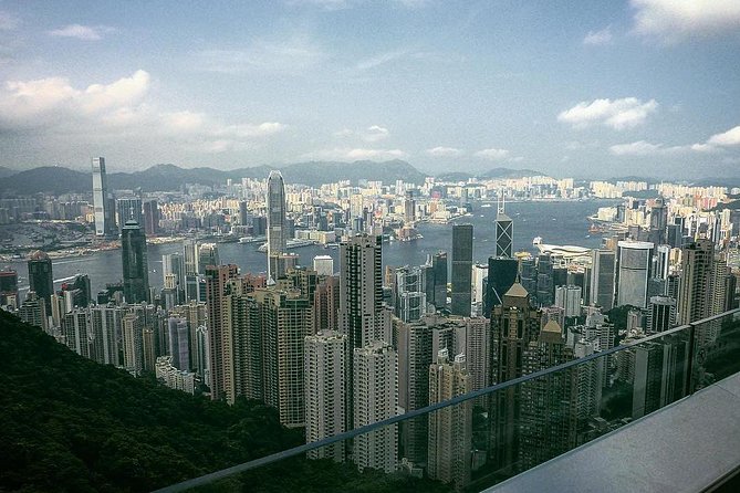 Morning Tour -Deluxe Hong Kong Island Tour with Hotel Pickup in Hong Kong Island - Going straight to the Peak Tram