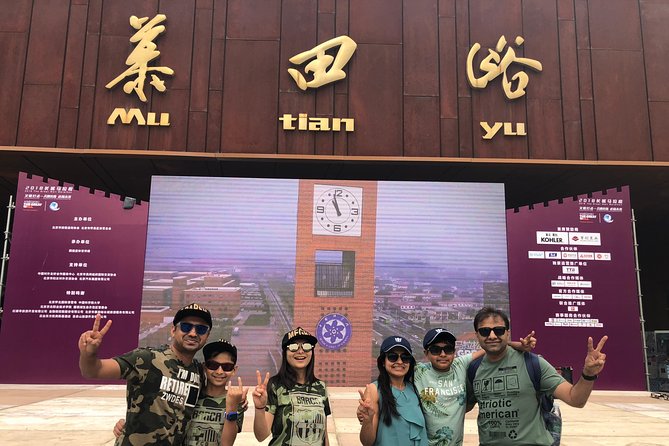 Mr.Ping's Private Tour to Explore the Great Wall at Mutianyu - Meeting Mr. Ping and starting the day