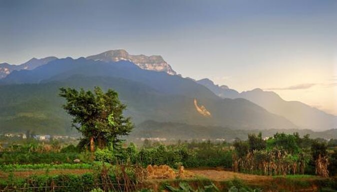 Mt Emei and Giant Buddha 2 Days Tour - Key points at a glance