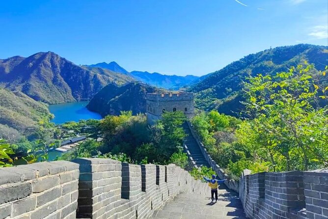 Mutianyu Great-wall and Huanghuacheng Water Great-wall Tour within One Day - Who should choose this Great Wall day?