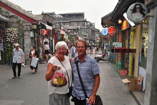 Mutianyu Great Wall & Old Hutong Private Layover Guided Tour - Reaching Mutianyu with a private car