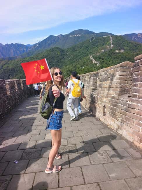 Mutianyu Great Wall Private Tour with English Driver - Choosing a driver or a tour guide