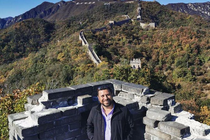 Mutianyu Unlocked: Private Spanish-Guided Great Wall Adventure - Who should book this Mutianyu experience