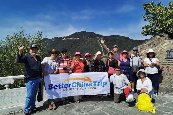 Mutianyu Unlocked: Private Spanish-Guided Great Wall Adventure - Reaching the Wall by cable car or chairlift