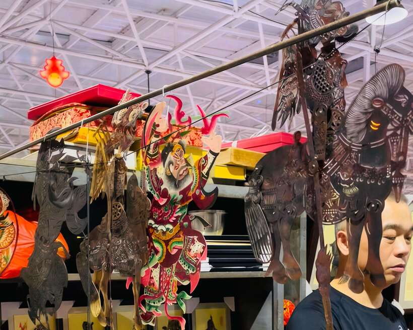 Night Market Haggling Adventure with an English Guide! - What the $68 price really covers