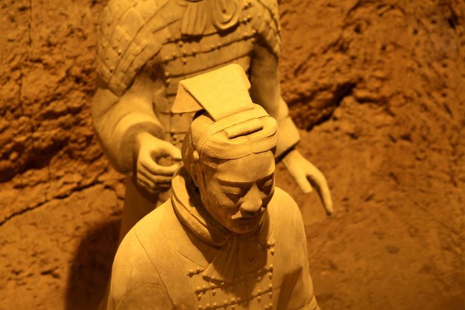 One Day Chengdu Xian Tour by Bullet Train - The 7 a.m. Chengdu hotel pickup