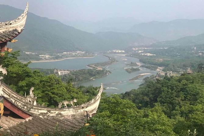 One Day Trip to Dujiangyan Irrigation System & Mount QingCheng Tour - Dujiangyan: an ancient water system with a practical purpose