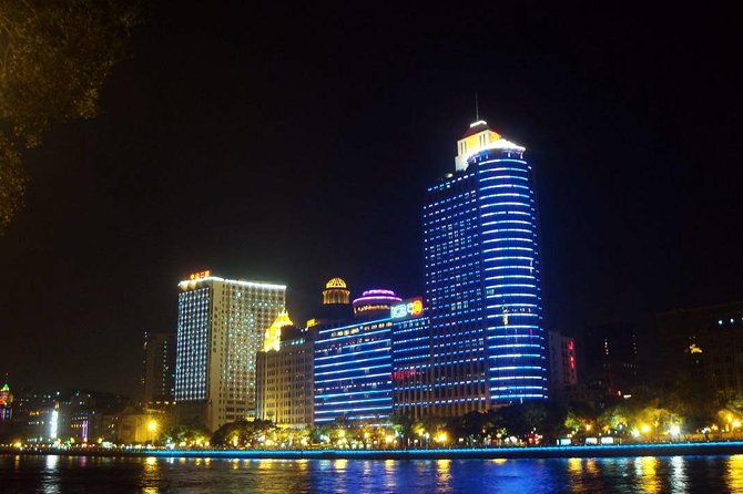 Pearl River Night Cruise & Eveing Tour in Guangzhou with Private Transport - Is $137 per person a fair price?