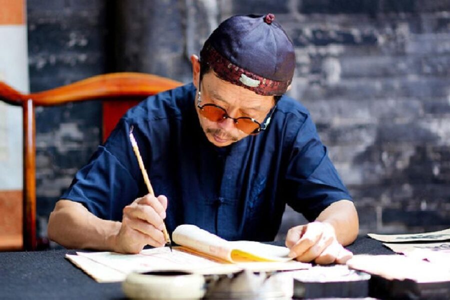 Pingyao Ancient City Full-Day Walking Tour - Walking the brick and stone city wall