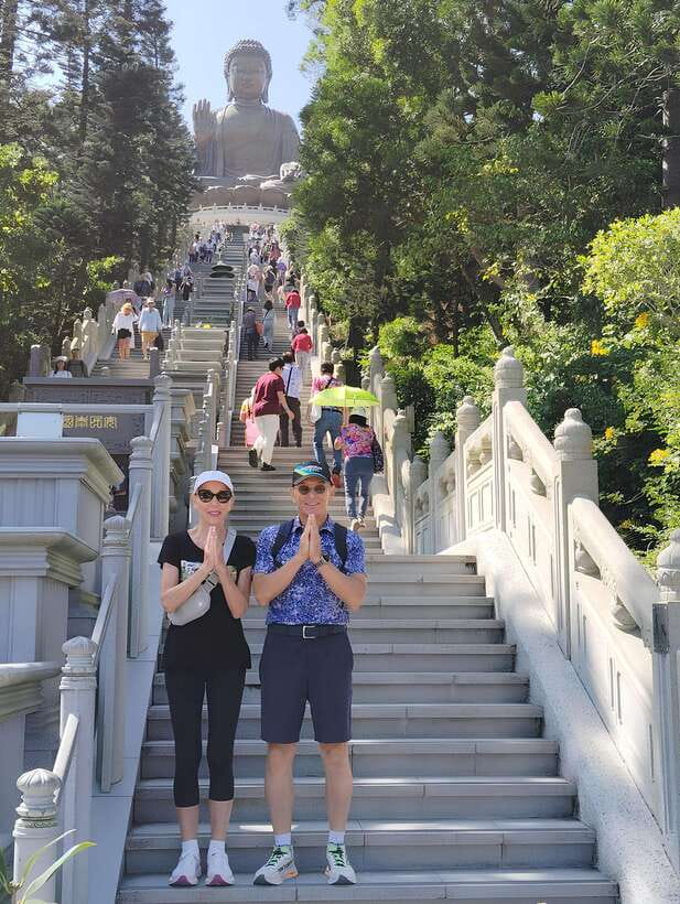 Premium Lantau Tour with Cable Car tickets & English Guide - Why Lantau makes a good break from Kowloon