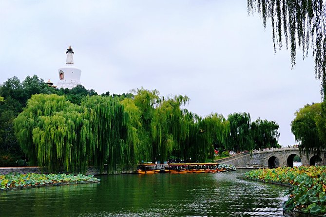Private 5-Hour Walking Tour: Forbidden City, Hutong&Parks Nearby - Jingshan Park and the view over the palace roofs