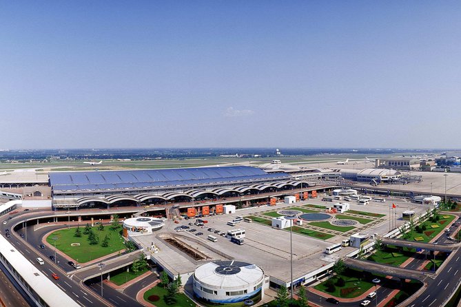 Private Arrival Transfer: Beijing Airport (PEK or PKX) to Hotel - Delays, luggage, and the part that usually works well