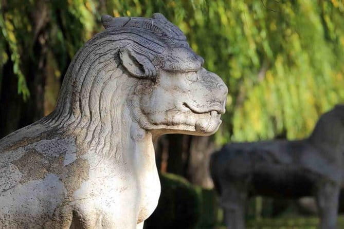 Private Badaling Great Wall Night Tour with English Driver - Is $128 per person a fair price?