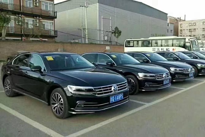 Private Beijing Airport Transfer From Airport to Beijing Hotel - A calm first hour in Beijing