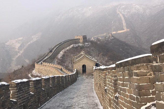 Private Beijing Layover Tour: Mutianyu Great Wall+Forbidden City - Entering the Forbidden City
