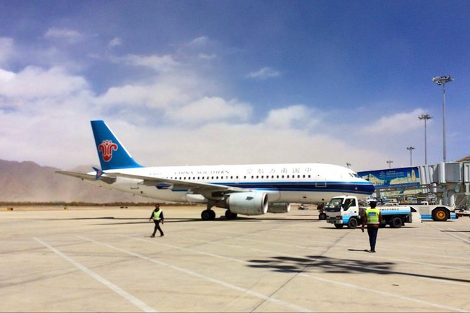Private Beijing Round-Trip Airport Transfer to Hotel - A straightforward hotel arrival, not a sightseeing drive