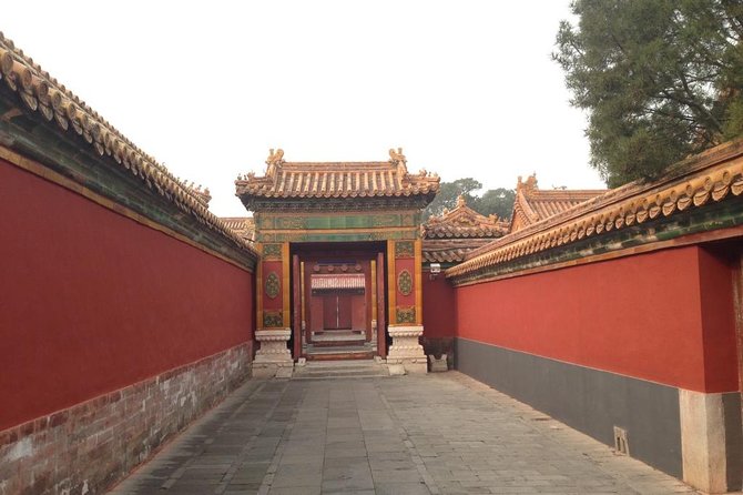 Private Beijing Tour: Forbidden City, Mutianyu Great Wall, and Dumpling Lunch - The Forbidden City is the historical centerpiece