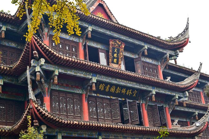 Private Chengdu Highlights Day Trip: Panda Base and City from Chongqing by Train - Lunch, admissions, and what the $234.36 price buys