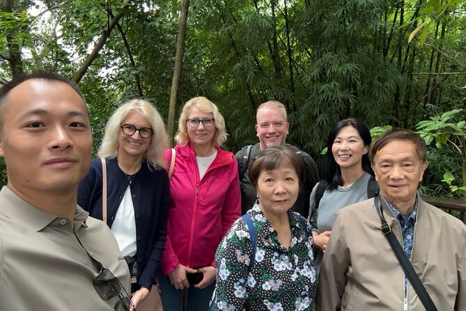 Private Chengdu Panda Base Tour with Hotel Pickup - Leaving your hotel with less fuss
