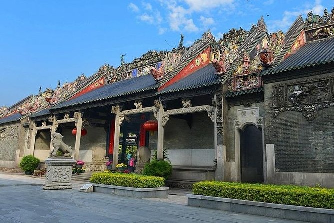 Private Customized Guangzhou City Sightseeing and Shopping Combo Tour - Chen Clan Ancestral Hall: Guangzhou’s craft showcase