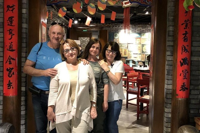 Private Day Tour: Lama Temple, Summer Palace and Hutong Dumpling Lunch - Lama Temple and the giant sandalwood Buddha