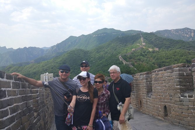 Private Day Tour: Mutianyu Great Wall & Badaling Great Wall with Local Lunch - Badaling: the classic 75-kilometer approach