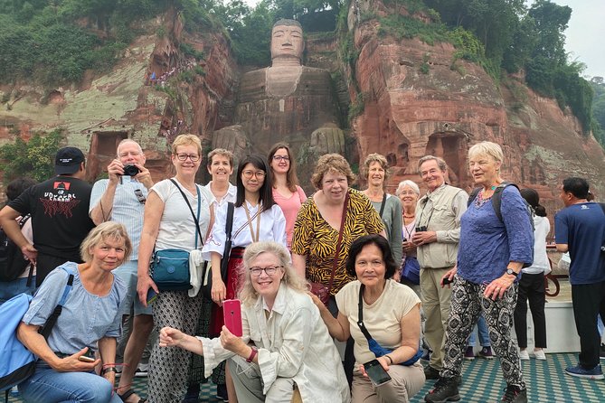 Private Day Tour to Leshan Grand Buddha from Chengdu - How private is the private tour?