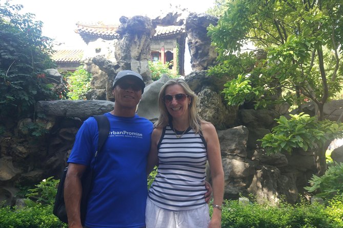 Private Day Tour to Tiananmen Square, Forbidden City and Hutong by Public Transportation - Walking through Beijing’s hutongs
