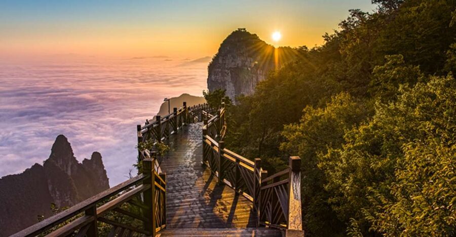 Private Day Tour to Tianmen Mountain & Glass Walk - Key things to know before you book