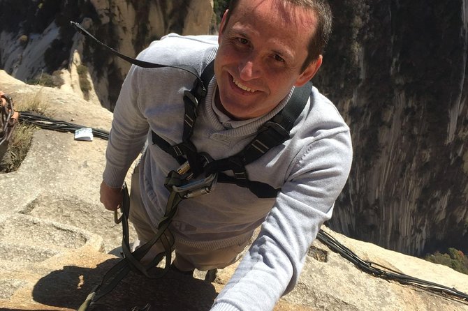 Private Day Trip to Mount Hua from Xi'an with English Driver - The private ride from Xi’an to Huashan