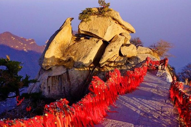 Private Day Trip to Mount Hua from Xi'an with English Driver - Arriving at Mount Hua and choosing your route