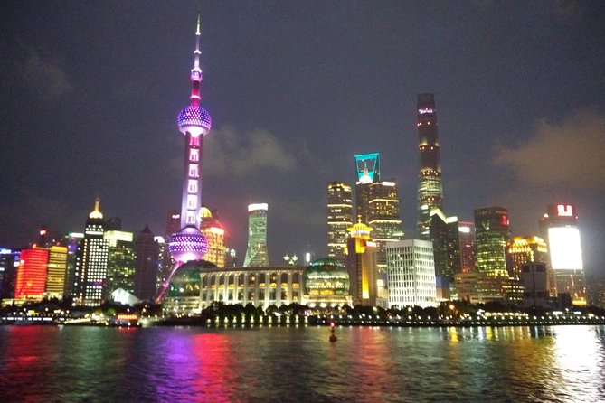 Private Evening Tour: VIP Huangpu River Cruise and Shanghai Lights - Why Shanghai after dark works so well