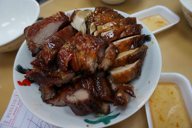 Private Food Tour: Hong Kong Island - Meeting in Sheung Wan with an empty stomach
