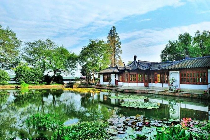 Private Full Day Tour : Customizable Hangzhou City Highlights with Multi Options - Hefang Street, an easygoing finish