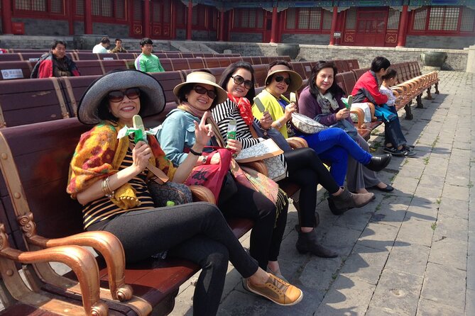 Private Full Day Tour: Forbidden City, Tiananmen & Summer Palace - Tiananmen Square: a serious start to the day