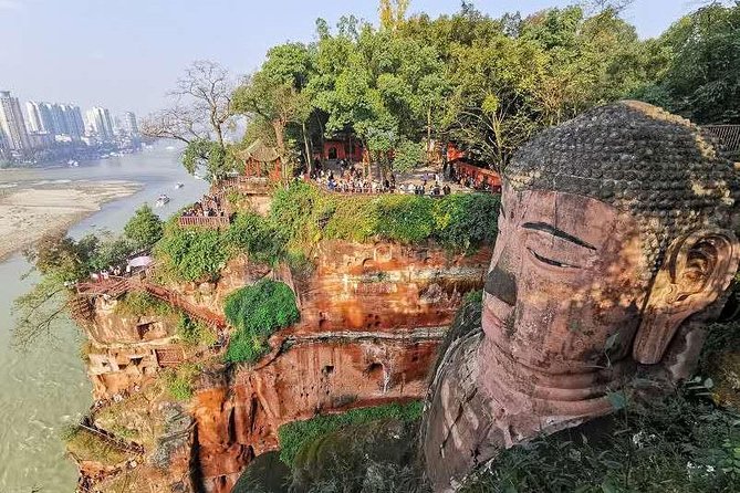 Private Full-day Trip: Leshan Giant Buddha&Emeishan Scenic Resort - The long transfer from Leshan to Mount Emei