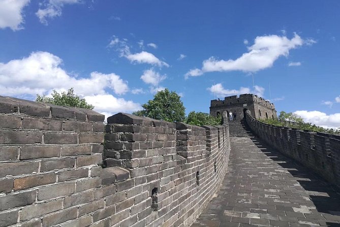 Private Half-Day Mutianyu Great Wall Tour including Round Way Cable Car or Toboggan - What the $180 price includes