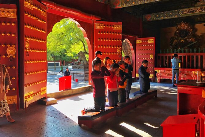 Private Half-Day Temple of Heaven and Lama Temple Tour - Lama Temple and the former imperial residence