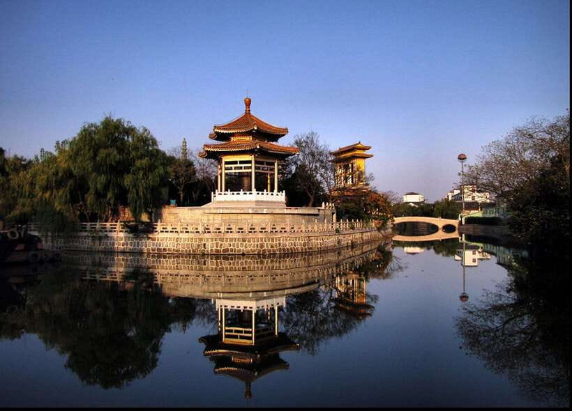 Private Half -Day Tour to Qibao Ancient Water Town - Pickup zones and the extra transport charge